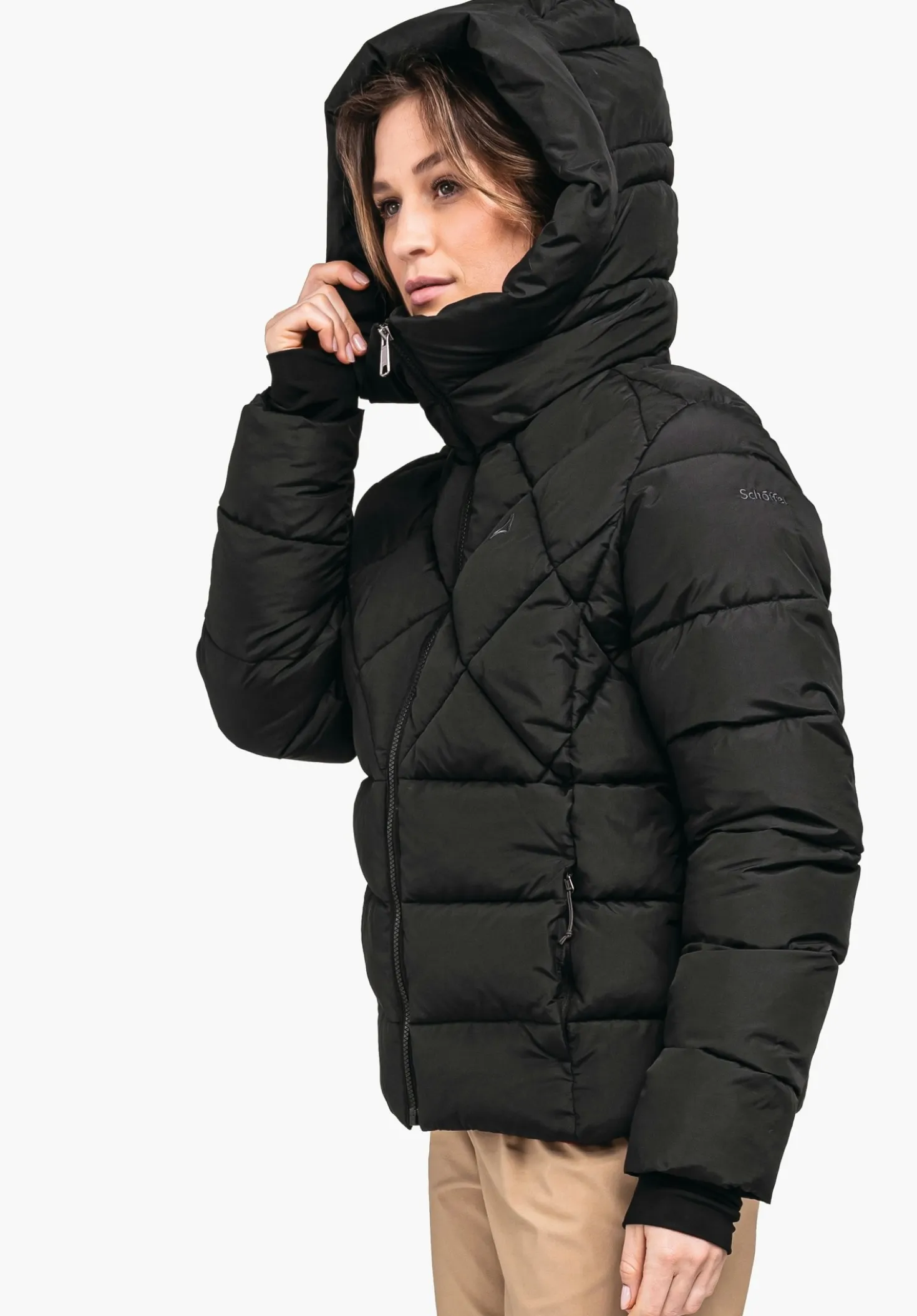 Pufferjacke mit synthetischer Isolierung