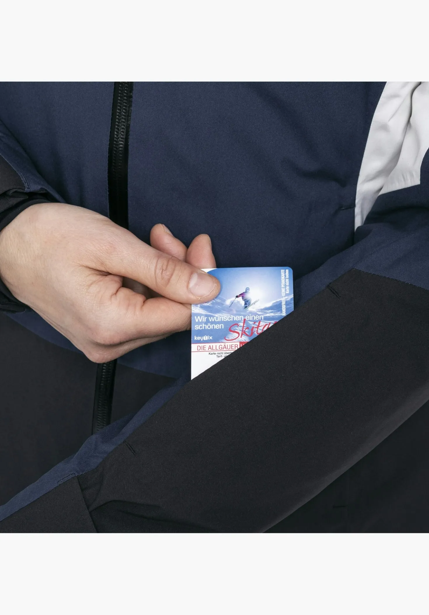 Sportlich-funktionale Basic Skijacke