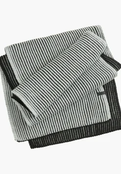 Wärmender Schal in 2-Tone Strick-Optik