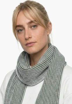 Wärmender Schal in 2-Tone Strick-Optik