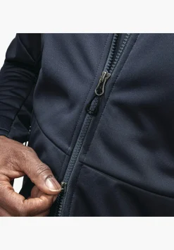 Wärmende Softshell Jacke zum Wandern